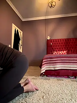 ElenabonyX online show from November 14, 7:47 pm