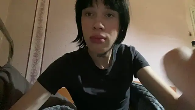 mun poli online show from November 11, 8:17 pm