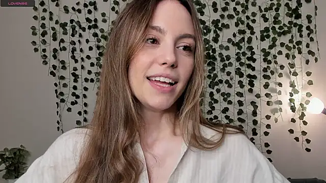 sweet and flirt online show from October 14, 7:22 am