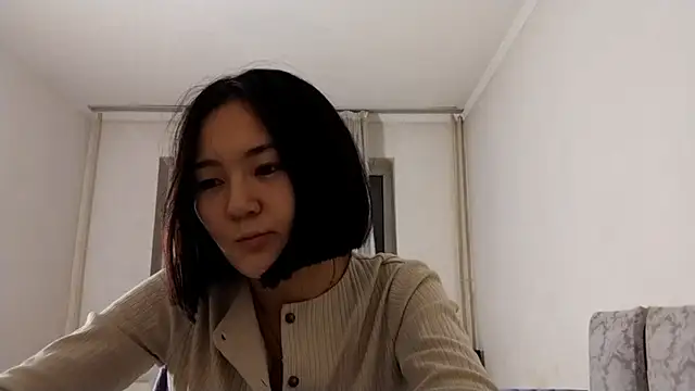 Lyndasilk online show from November 27, 3:26 pm