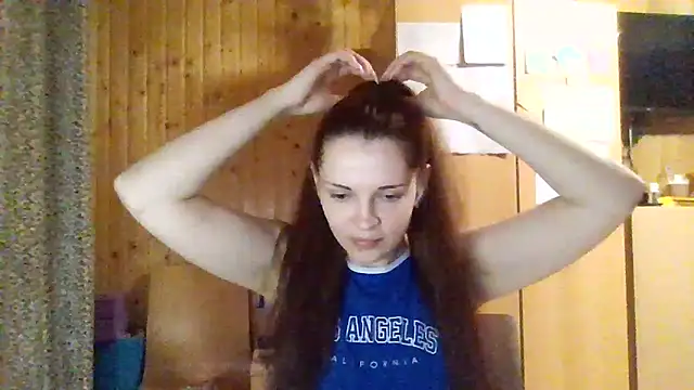 AmeliieLaFleur online show from April 1, 7:00 pm