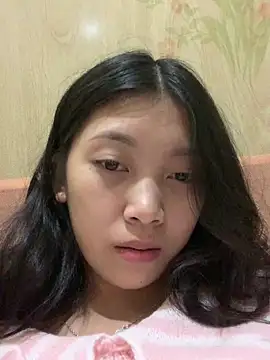 linh-lan1 online show from November 20, 1:34 pm