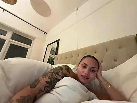 sexygoddessjessy online show from March 31, 9:37 pm