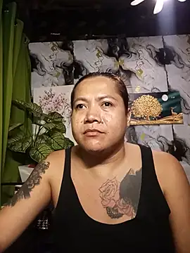trishacummerts online show from July 11, 7:36 pm