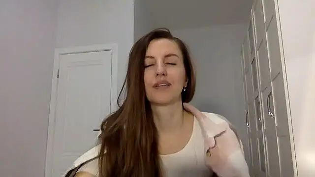 Melivorra online show from April 10, 9:32 pm