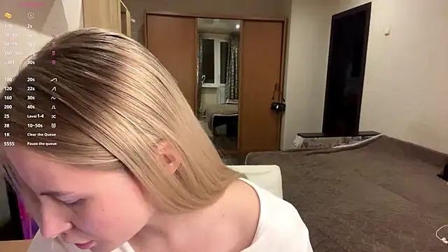 VictoriaMystery online show from November 3, 4:44 pm