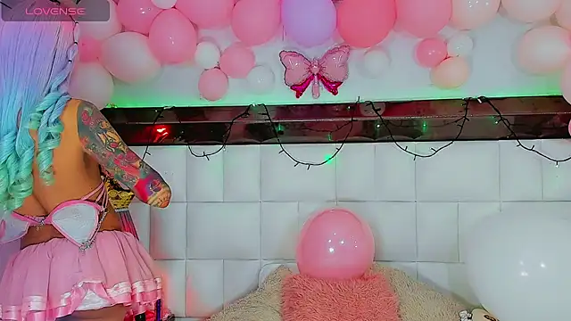 cute ts doll online show from November 4, 9:25 am