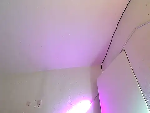 Trix ebony online show from April 23, 4:42 am