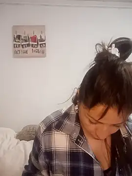 Mariapaula88 online show from November 15, 8:37 am