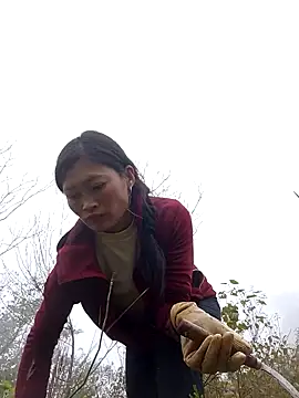 siusiu-00 online show from October 25, 6:32 am