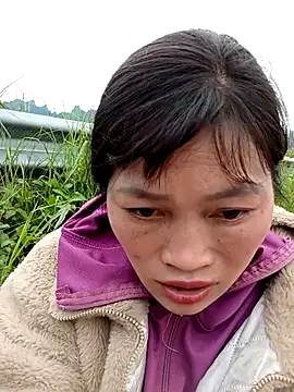 siusiu-00 online show from November 15, 3:40 am