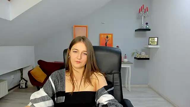 AnneWilsonn online show from February 5, 1:36 pm