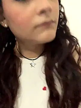 La-Gatiita-trans online show from November 30, 7:07 pm