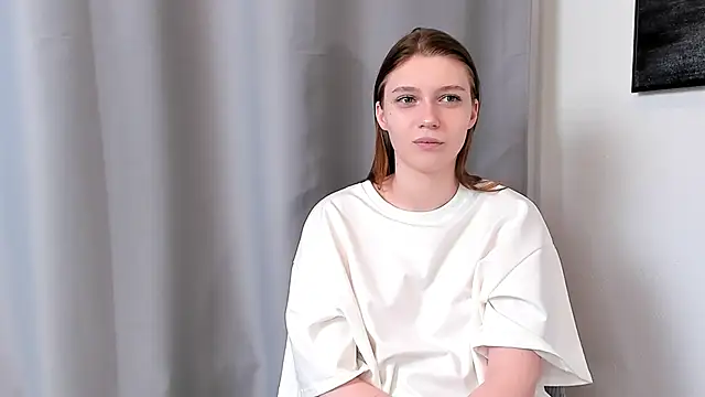 RoslynArcuo online show from October 14, 5:26 pm