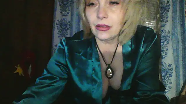 Lia Ray online show from February 22, 9:16 pm