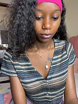 NyahHeat online show from April 6, 8:59 am