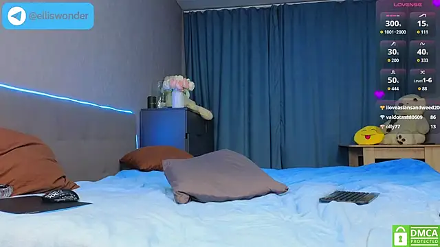 elliswonder online show from October 19, 12:56 am