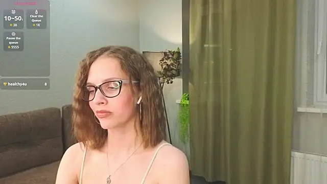 StephnieRecuparo online show from October 19, 2:19 pm