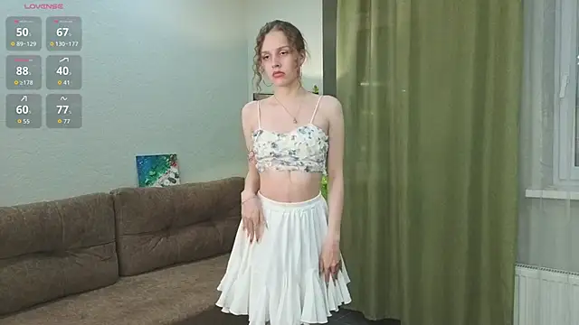 StephnieRecuparo online show from October 21, 2:43 pm