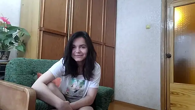 AudieMleczynski online show from November 3, 7:23 am