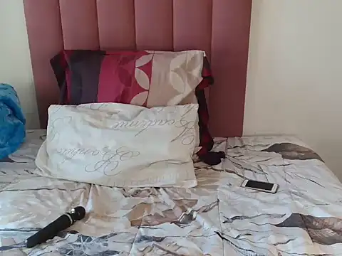 Bubbles156 online show from April 10, 7:25 am