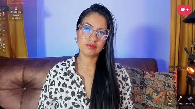 charlhot  online show from November 21, 1:46 pm