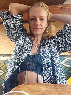 DeesseLilli online show from October 22, 8:08 am