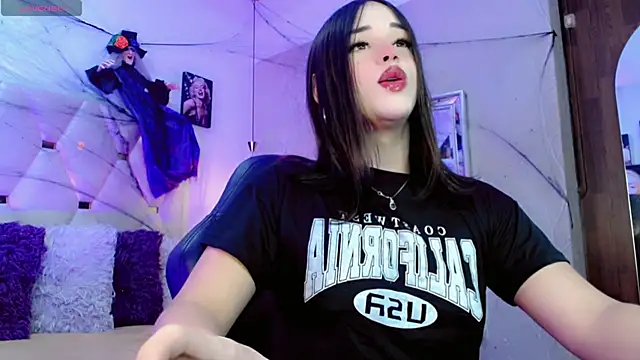 Daniela Embeer  online show from October 27, 11:28 am