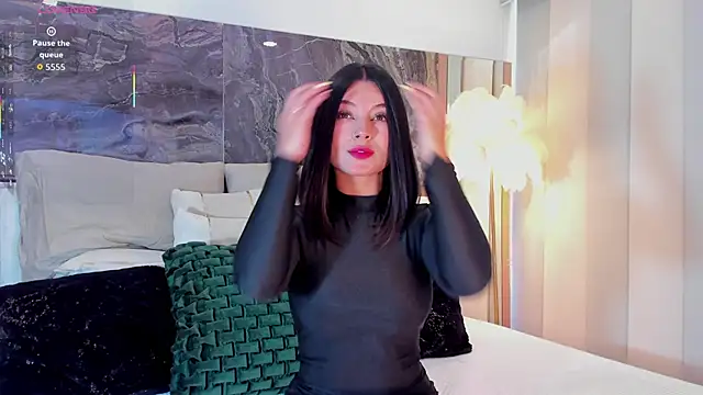 Rashel Frost  online show from January 6, 4:32 pm