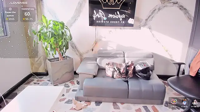 MelodySnow online show from November 22, 9:17 pm