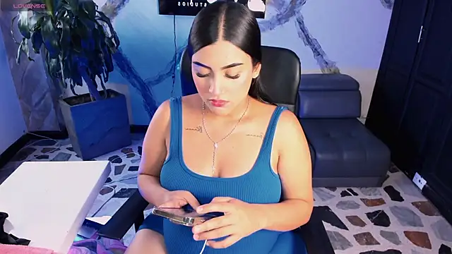 MelodySnow online show from November 25, 9:37 pm