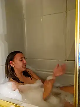 pleasureme24k online show from October 19, 3:08 am