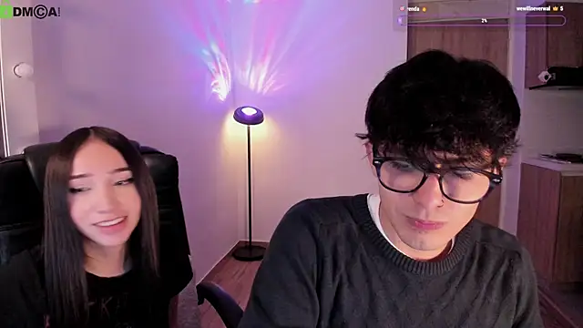 Mikeyvioleta  online show from April 21, 1:53 am