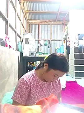 XxxHotCouples4u online show from November 18, 6:58 am