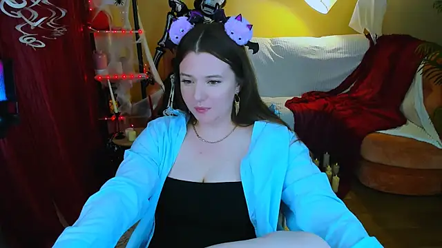 Moonvelle online show from October 28, 12:22 pm