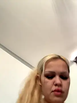 CherryXOX- online show from December 2, 9:11 am