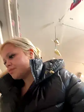 CherryXOX- online show from November 21, 11:01 am