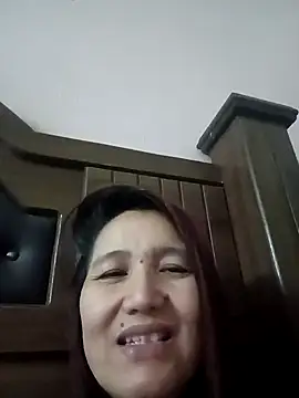 Bigtitsass81 online show from October 17, 7:50 pm