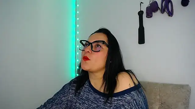 Lia TabooMatureBbw online show from February 9, 8:33 pm