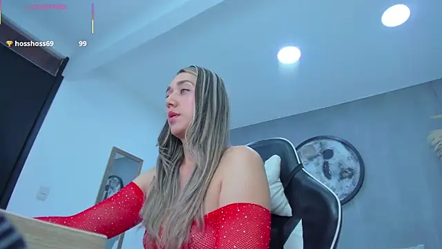 karlyy  online show from November 7, 12:11 pm