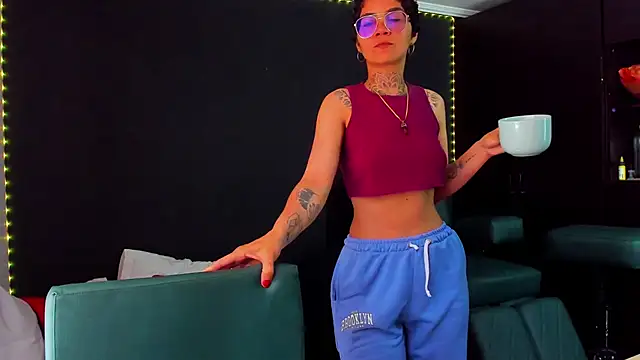 anaroa01 online show from November 7, 2:33 pm