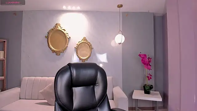 ScarlettBlaze  online show from January 8, 11:58 am