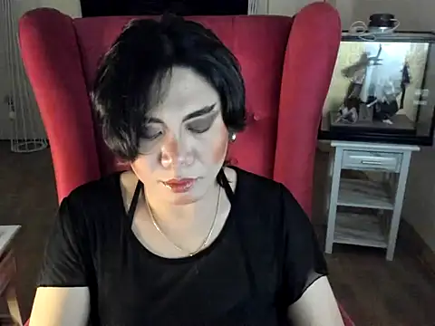 GoldenTs69 online show from November 10, 12:44 pm