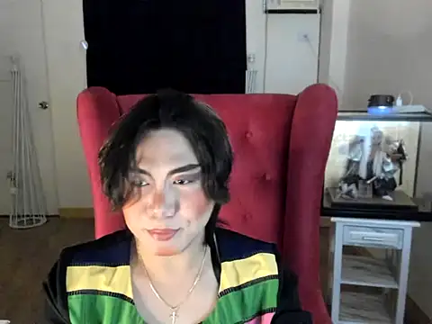 GoldenTs69 online show from November 12, 9:18 am