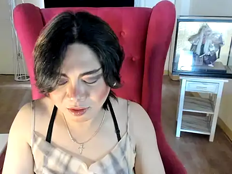 GoldenTs69 online show from November 17, 4:46 am