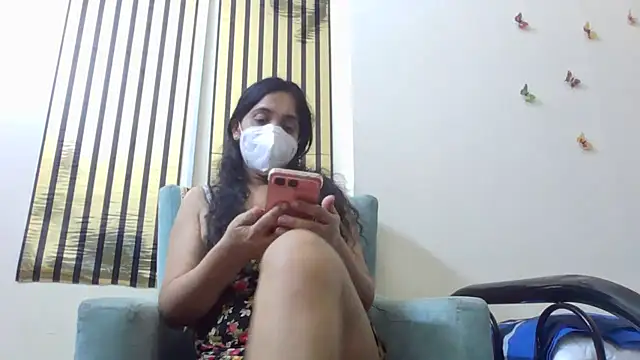 shainiasha1 online show from July 19, 5:15 pm