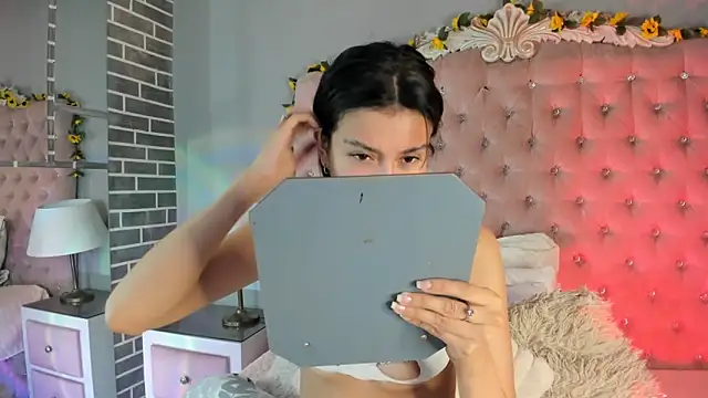 TanyaBello online show from April 18, 4:04 am