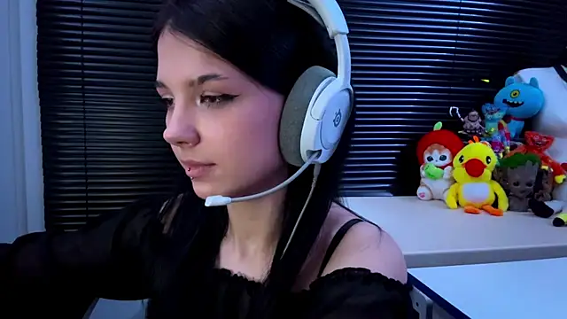 HanaMantanaDell online show from October 18, 1:14 pm