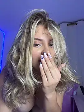  Alicee 1 online show from November 1, 3:43 am