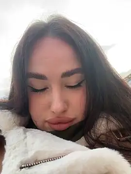 KiraSunshine online show from November 20, 4:02 am